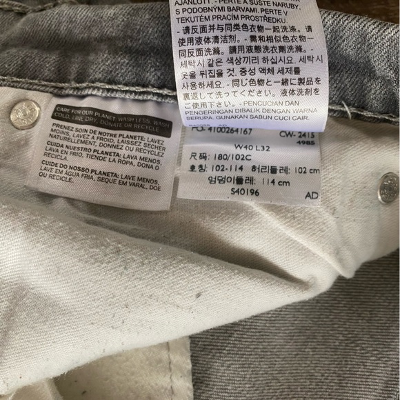 Levi’s 541 Athletic Fit Jeans - Picture 10 of 14